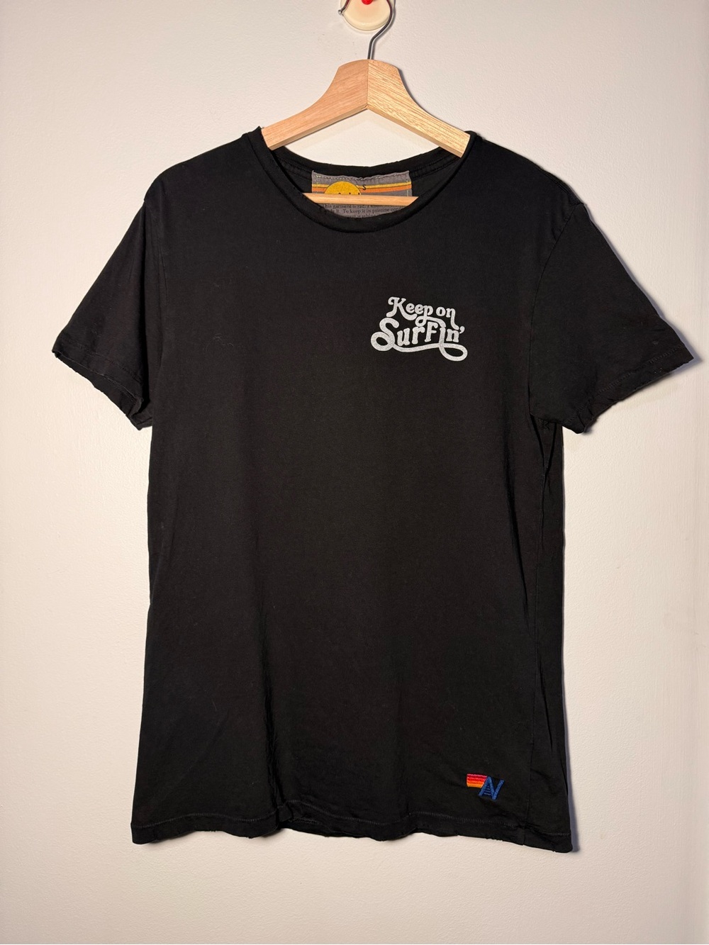 Aviator Nation Black 'Keep on Surfing'' Short Sleeve Tee size S